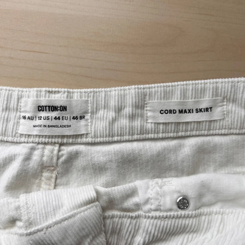 Cotton On Cord Maxi Skirt Womens Size 12 Cream Off-White Straight Back Slit 1052 - Picture 3 of 8